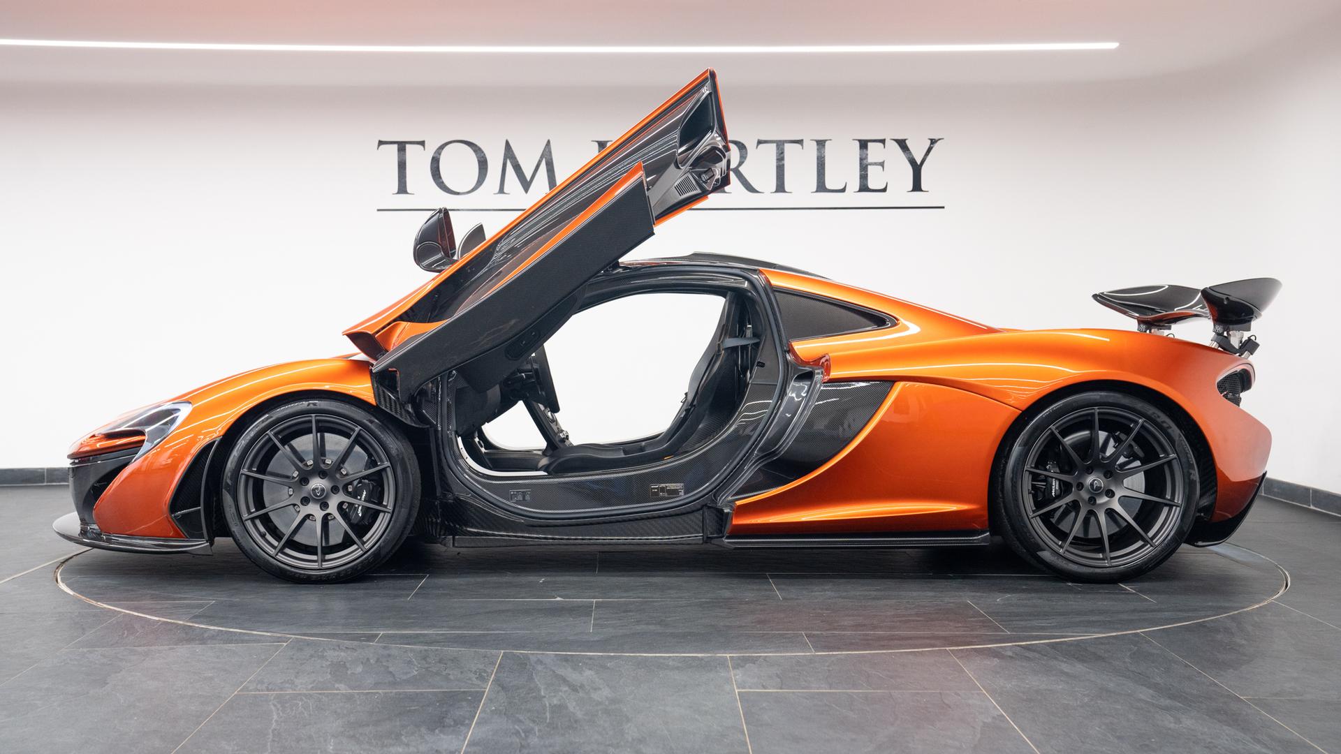 McLaren P1 Photo 5460d800-7b73-4ea8-90b2-eb3fb6cb1532.jpg