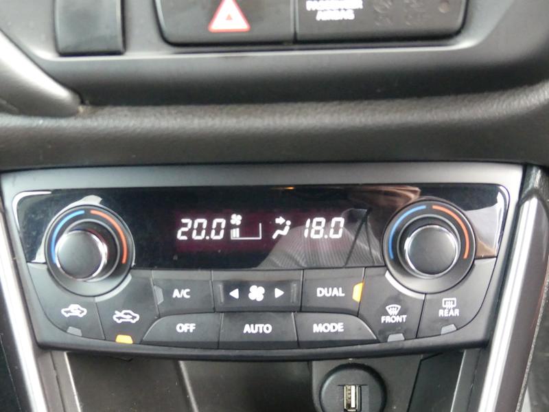 Suzuki S-Cross Photo 54741b8c-626b-4fc2-9ab7-6df1dabf7b62.jpg