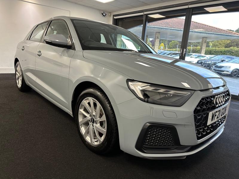 Audi A1 Photo 54860d52-718b-4527-ac3a-4ab7671f25df.jpg