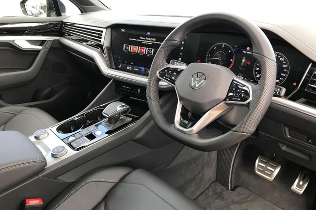 Volkswagen Touareg Photo 8