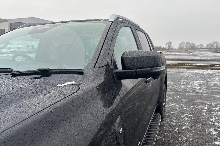 Ford RANGER Photo 54ab81b8-ef9e-4a0f-a4ee-c99030b4e616.jpg