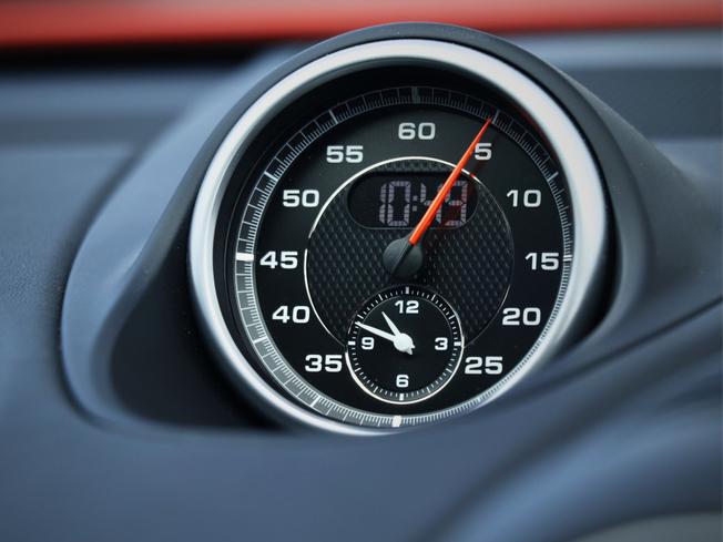 PORSCHE 718 Cayman Photo 49