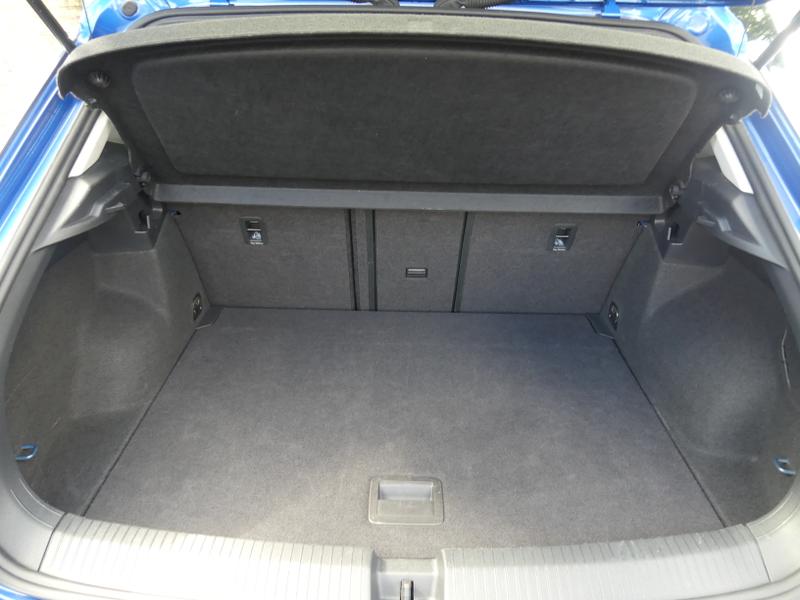 Volkswagen T-Roc Photo 54b0df29-417c-471c-b727-c1f8670b6a83.jpg