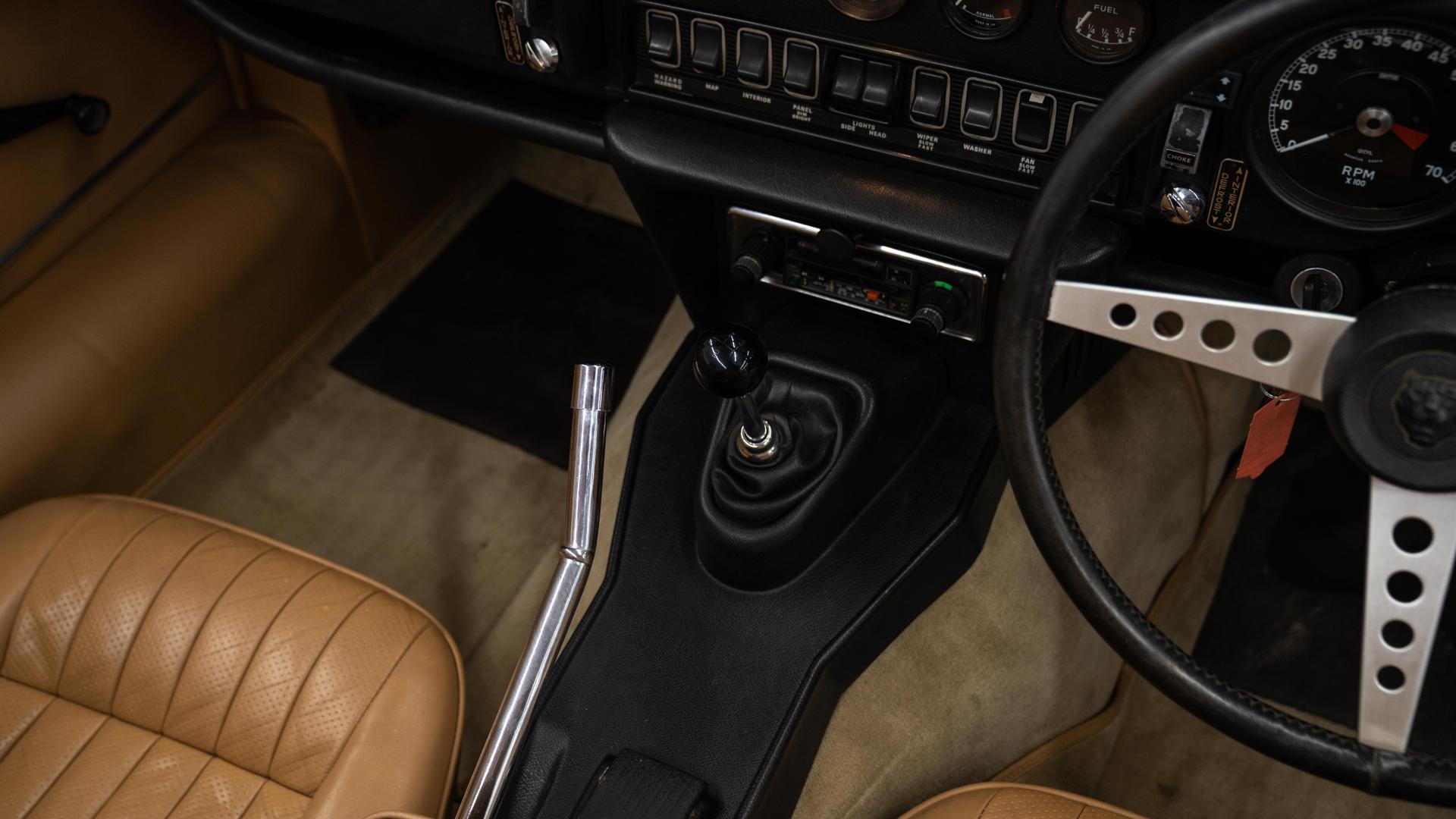 Jaguar E-Type Photo 54b789a7-e957-499d-b1b4-cbc21098ba27.jpg