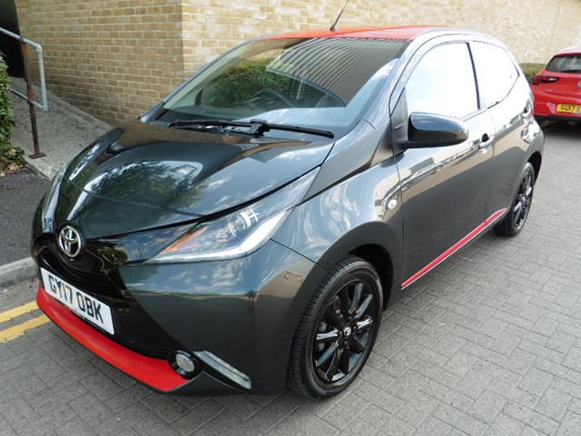 2017 TOYOTA AYGO