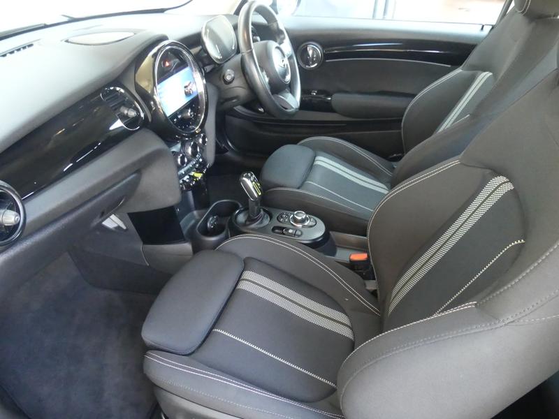 MINI Electric Hatch Photo 54c69b70-ceca-4e25-aed4-a5704ed198b9.jpg