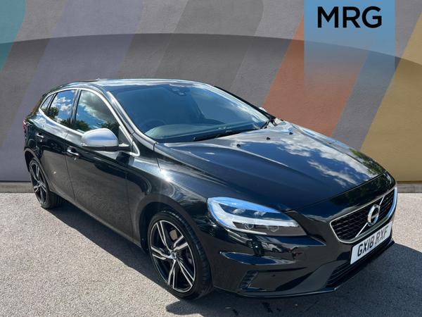 Used 2018 VOLVO V40 T2 [122] R DESIGN Pro 5dr Geartronic at Chippenham Motor Company