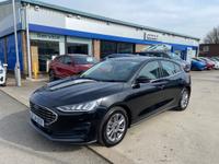 Ford Focus Photo 2