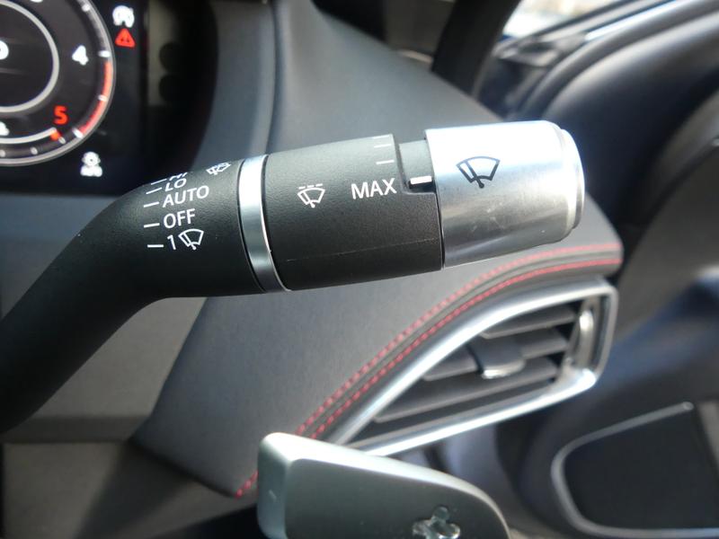 Jaguar XE Photo 54da4fa8-ce48-40e5-bbfa-53dd02a24f7c.jpg