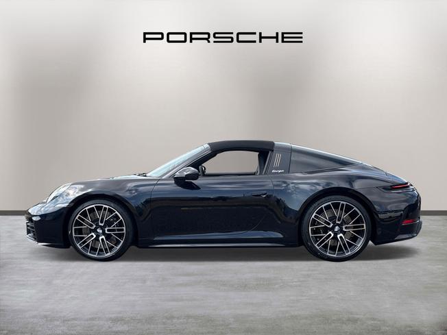 PORSCHE 911 Photo 6