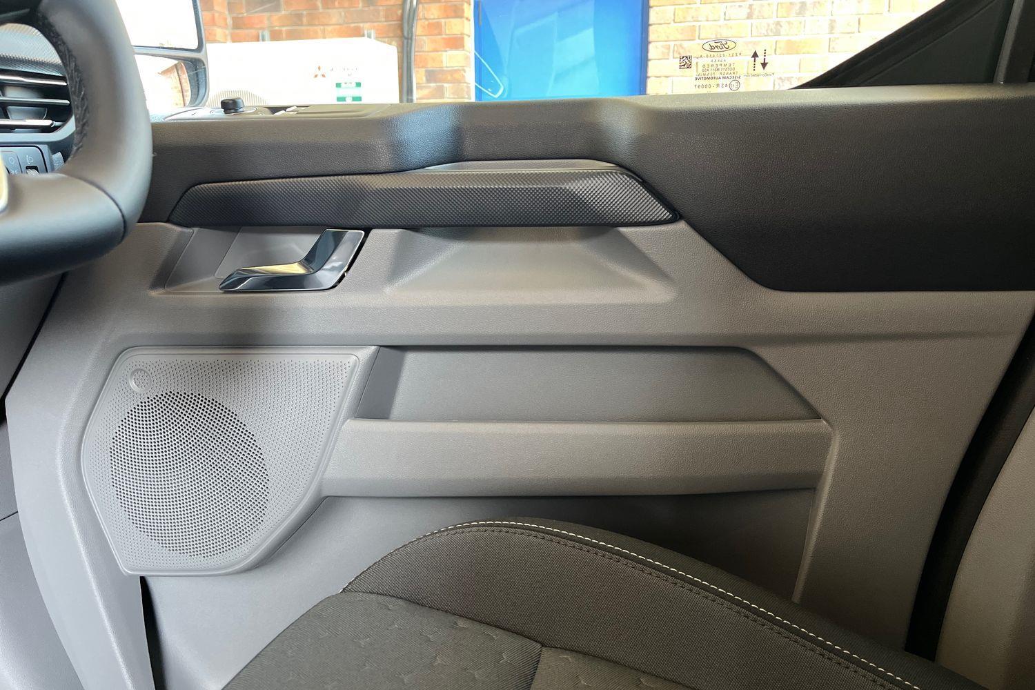 Ford TRANSIT CUSTOM Photo 36
