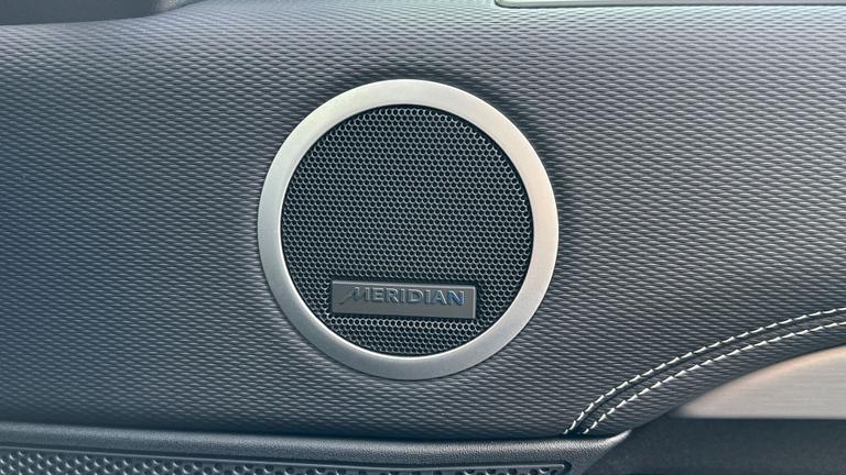 Used Land Rover Discovery WA75YVO 24