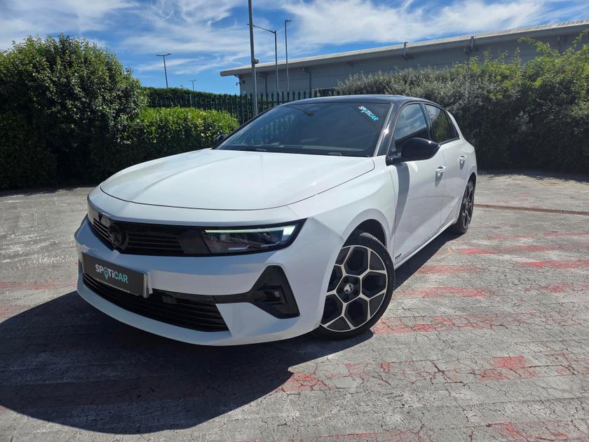Vauxhall Astra Photo 5502d3bd-9615-4a2f-92c8-dd1a6fdf1fce.jpg
