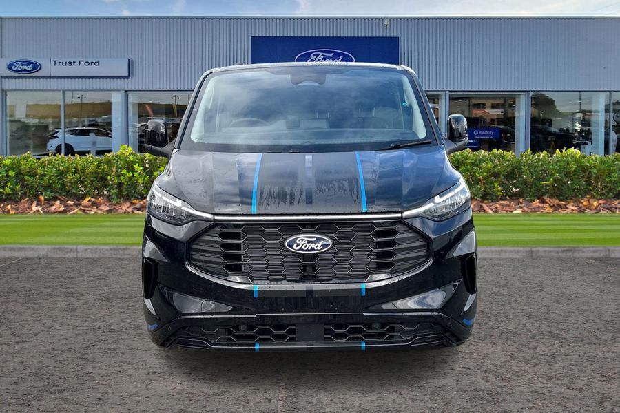 Ford TRANSIT CUSTOM Photo 550fcbf8-cf05-44be-b471-726095183672.jpg