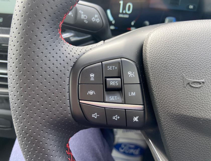 Ford Focus Photo 551296ca-3627-4843-94cd-fc1efb63a1d1.jpg
