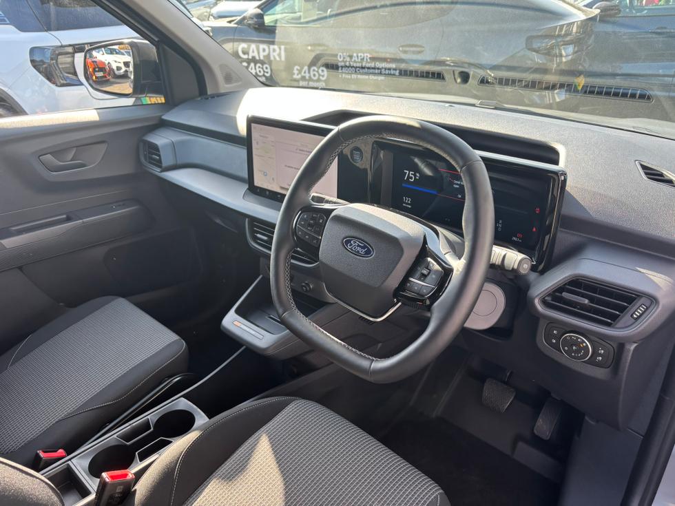 Ford E-Transit Courier Photo 552ecbbc-cafc-4559-ae61-31fe5dde85ed.JPEG