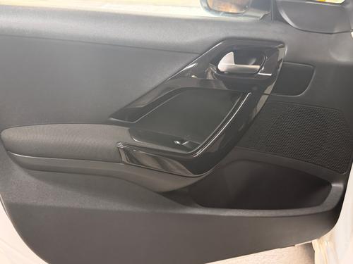 Peugeot 208 Photo 5539b02a-2287-41b5-9ee9-b9c9cde783bb.jpeg