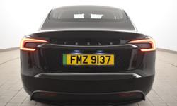 Tesla MODEL 3 Photo 24