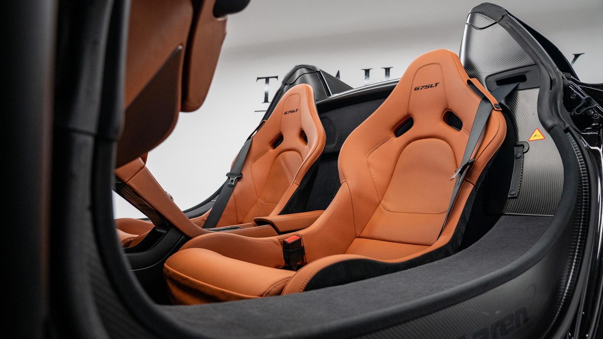 McLaren 675 LT Photo 557f3f4a-9ea5-420a-a268-4091cf04b433.jpg