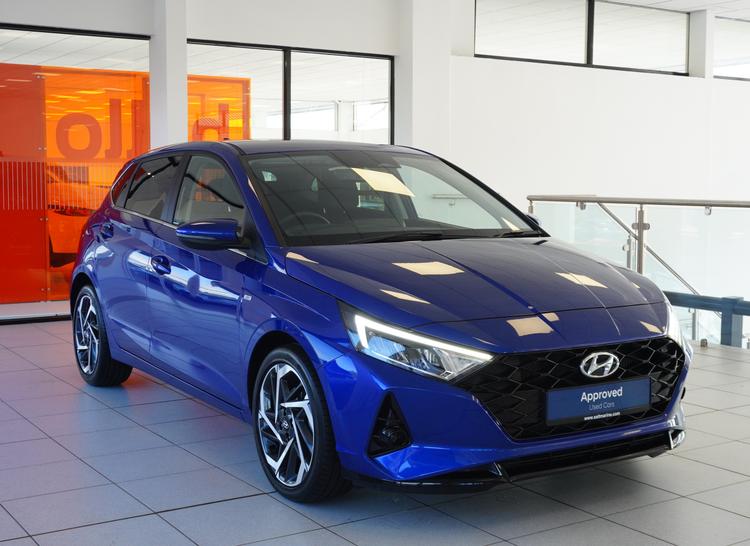 Used 2021 Hyundai i20 1.0 T-GDi MHEV Premium Hatchback 5dr Petrol Hybrid DCT Euro 6 (s/s) (100 ps) Intense Blue at #sitename#