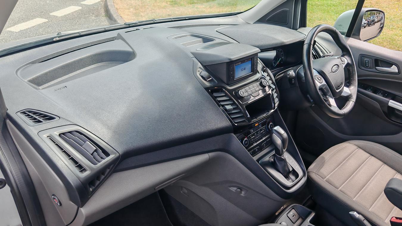 Used Ford Tourneo Connect FY20OVL 28