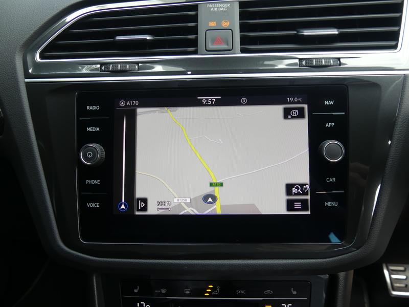 Volkswagen Tiguan Photo 5594b16a-8238-4664-b81b-e842246ef956.jpg