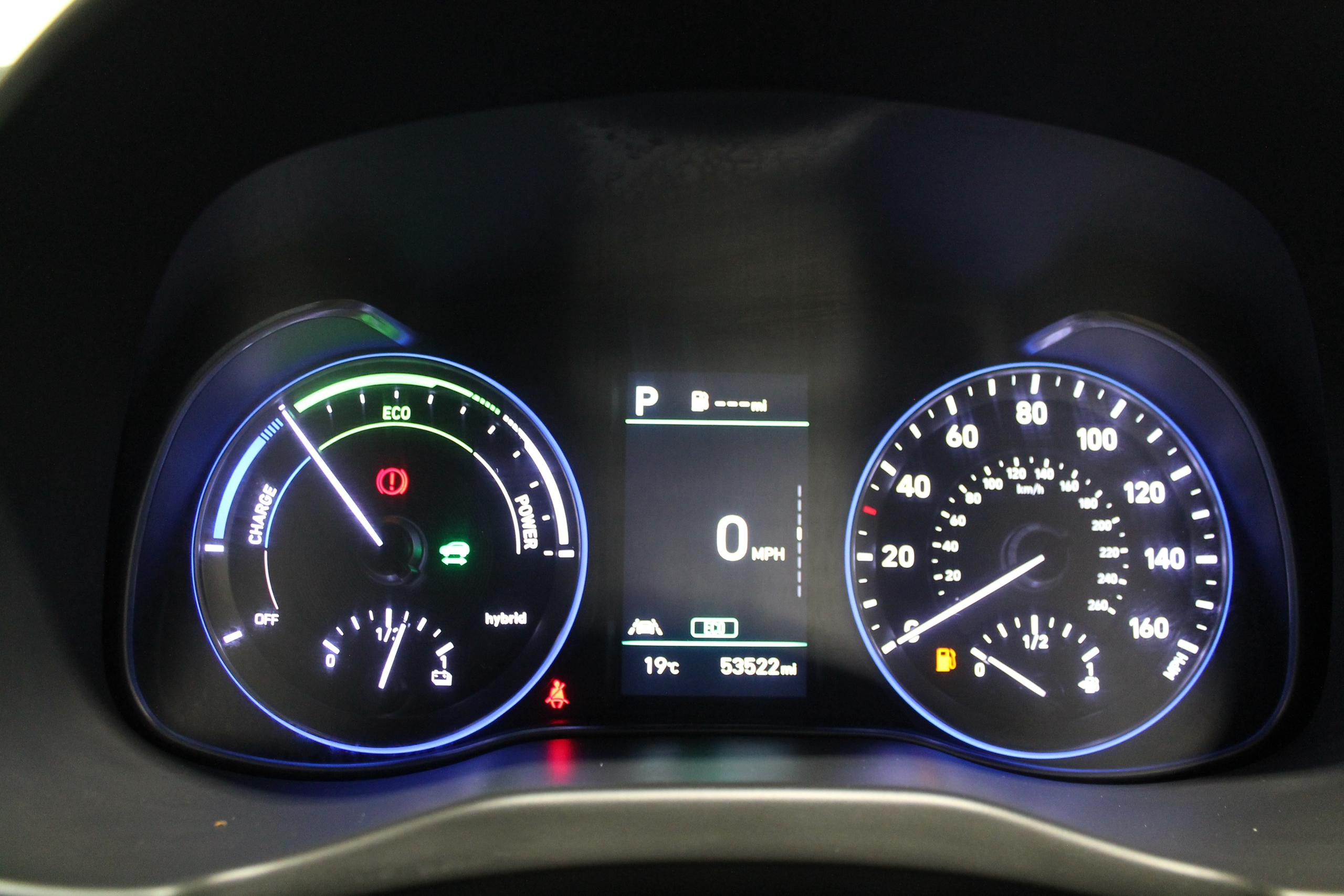 Hyundai KONA Photo 7