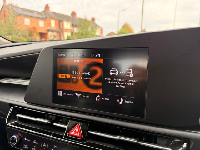 Kia Niro Photo 55b0cb37-0b4e-4940-90d4-b6f0b62437c3.jpg
