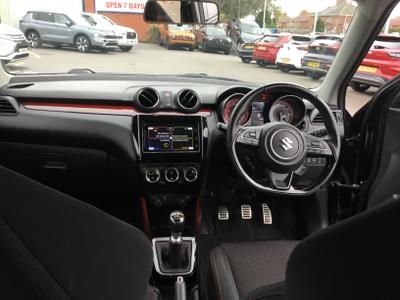 Suzuki Swift Photo 19