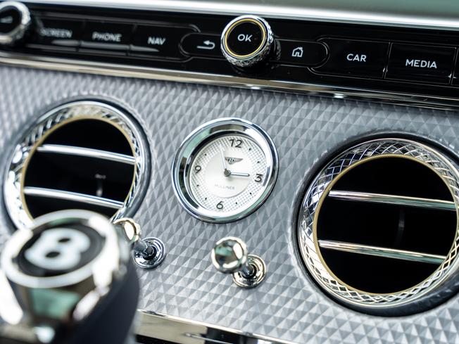 BENTLEY Continental GT  Photo 26