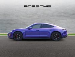 PORSCHE Taycan Photo 4
