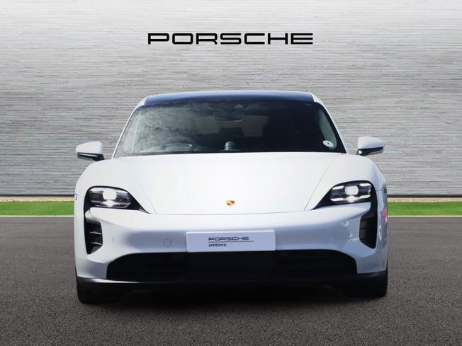 PORSCHE Taycan Photo 5
