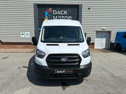 Ford Transit Trend Photo 8