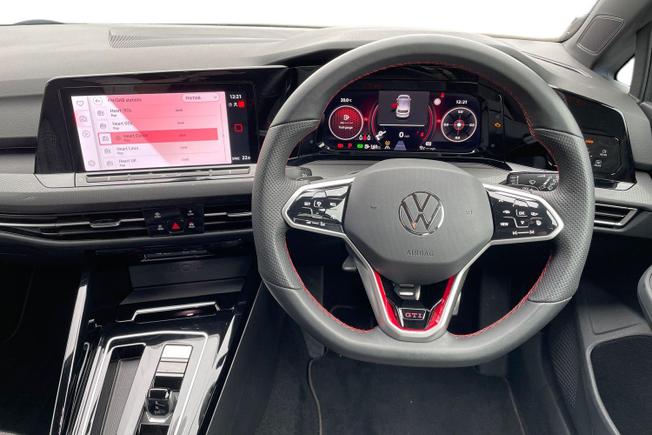 Volkswagen Golf Photo 19