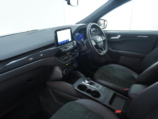 Ford Kuga Photo 5619f972-6da6-418b-a7f7-5da8e27a9c7b.jpg
