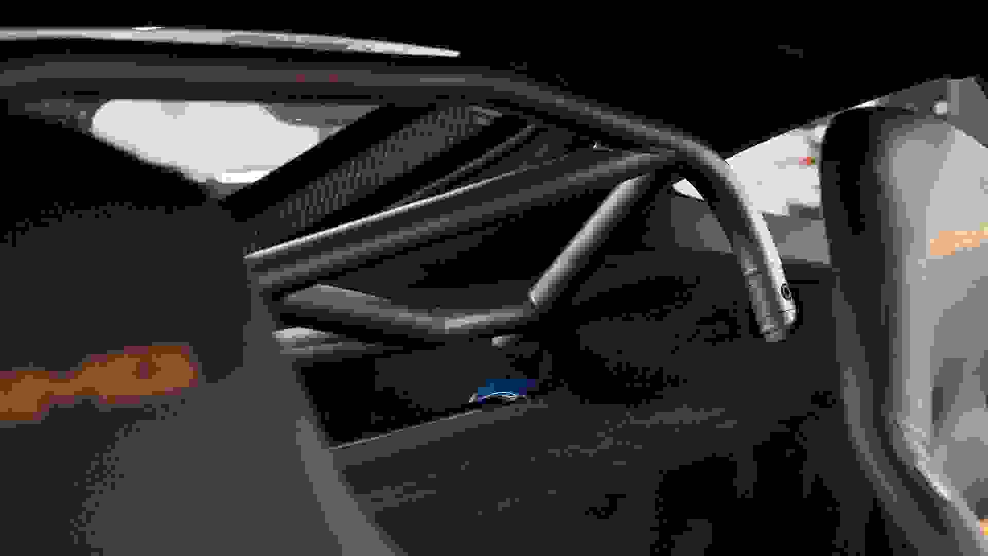 Mercedes-Benz AMG GT Photo 56385705-657c-47be-be43-fafdb39c76ee.jpg