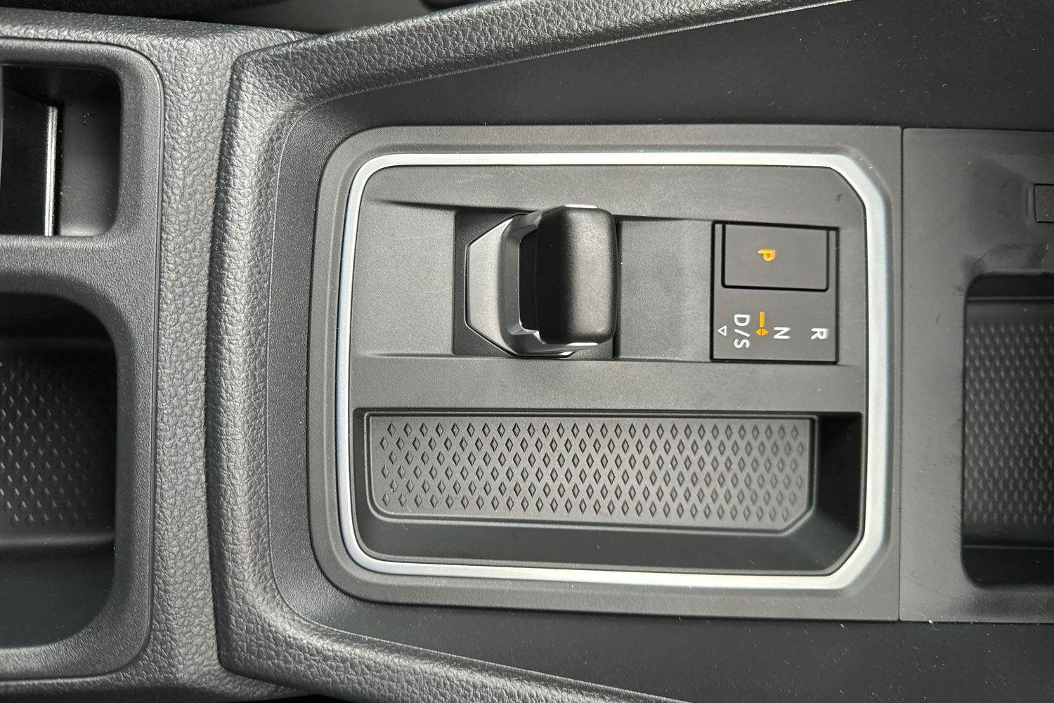 Ford TRANSIT CONNECT Photo 30