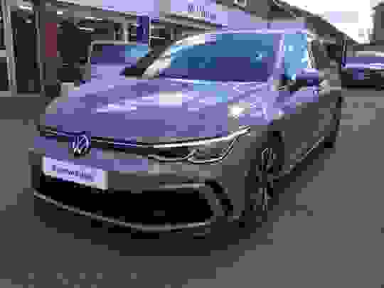 Volkswagen GOLF Photo 56568d61-b705-46b5-90ba-31cf3a515815.jpg