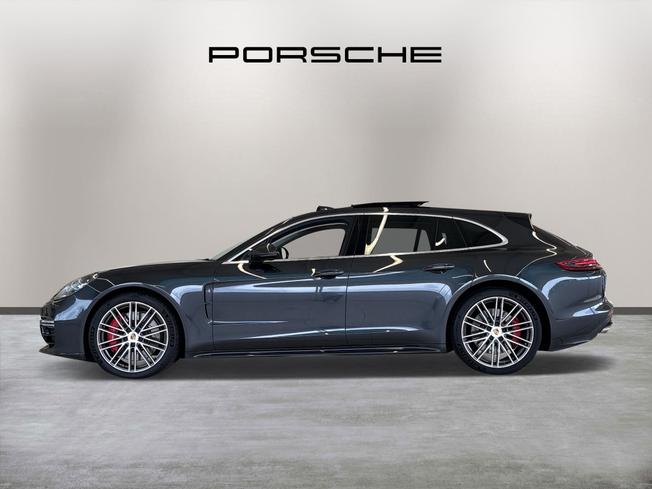 PORSCHE Panamera Photo 4