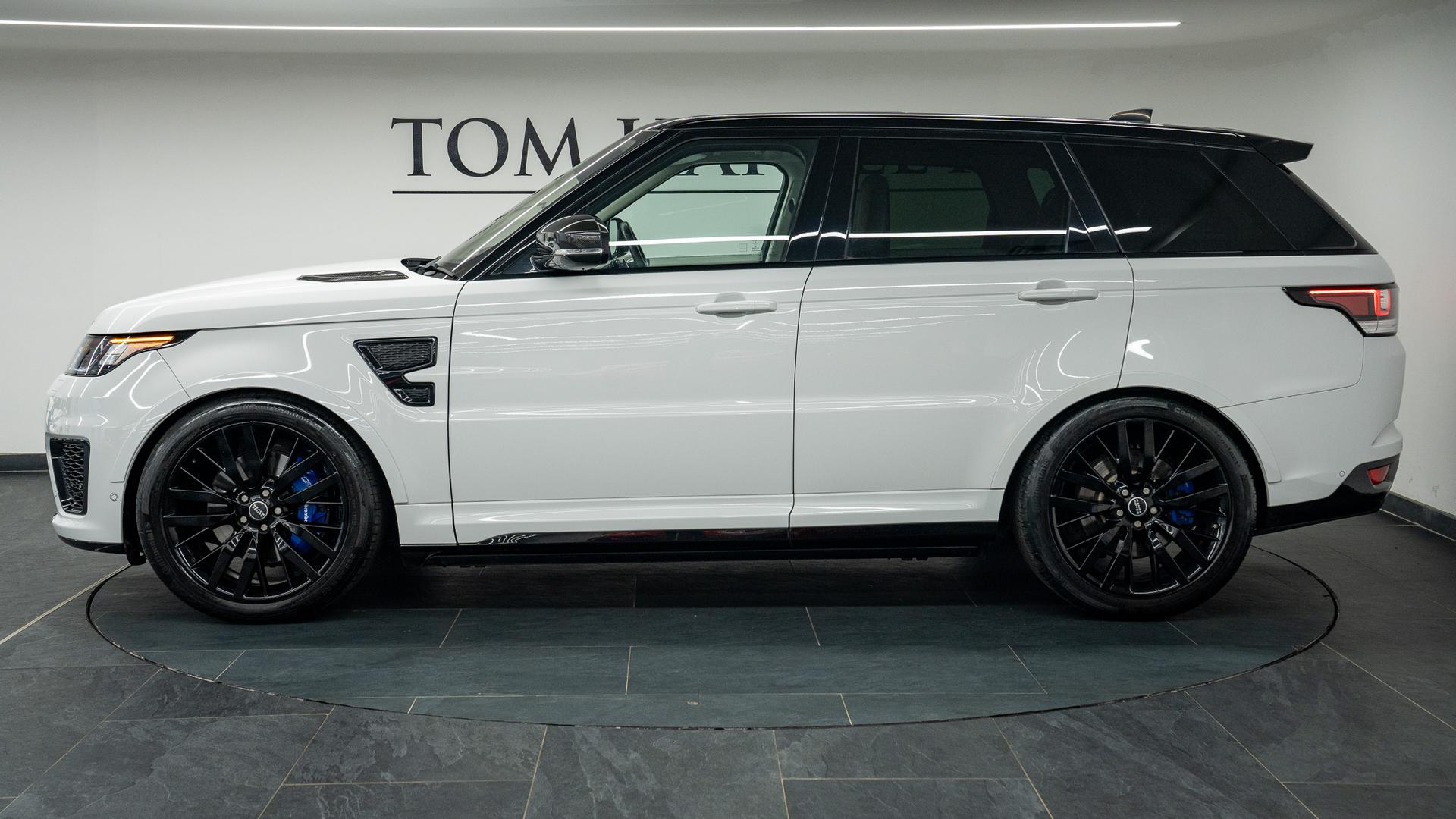 Land Rover Range Rover Sport Photo 56977bd3-bb99-4260-894f-490fd4edb569.jpg