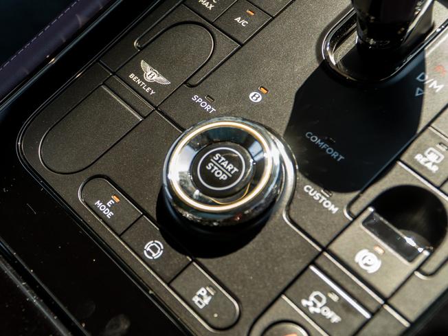 BENTLEY Continental GT  Photo 25
