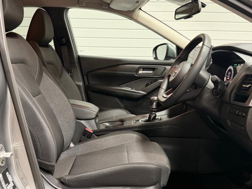 Nissan Qashqai Photo 56c2285b-9668-480d-9064-d3b69d1375d5.jpeg
