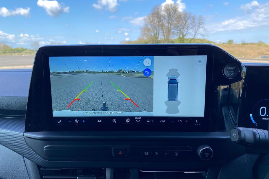 Used Ford TRANSIT CUSTOM NEWCUSTOM13 27