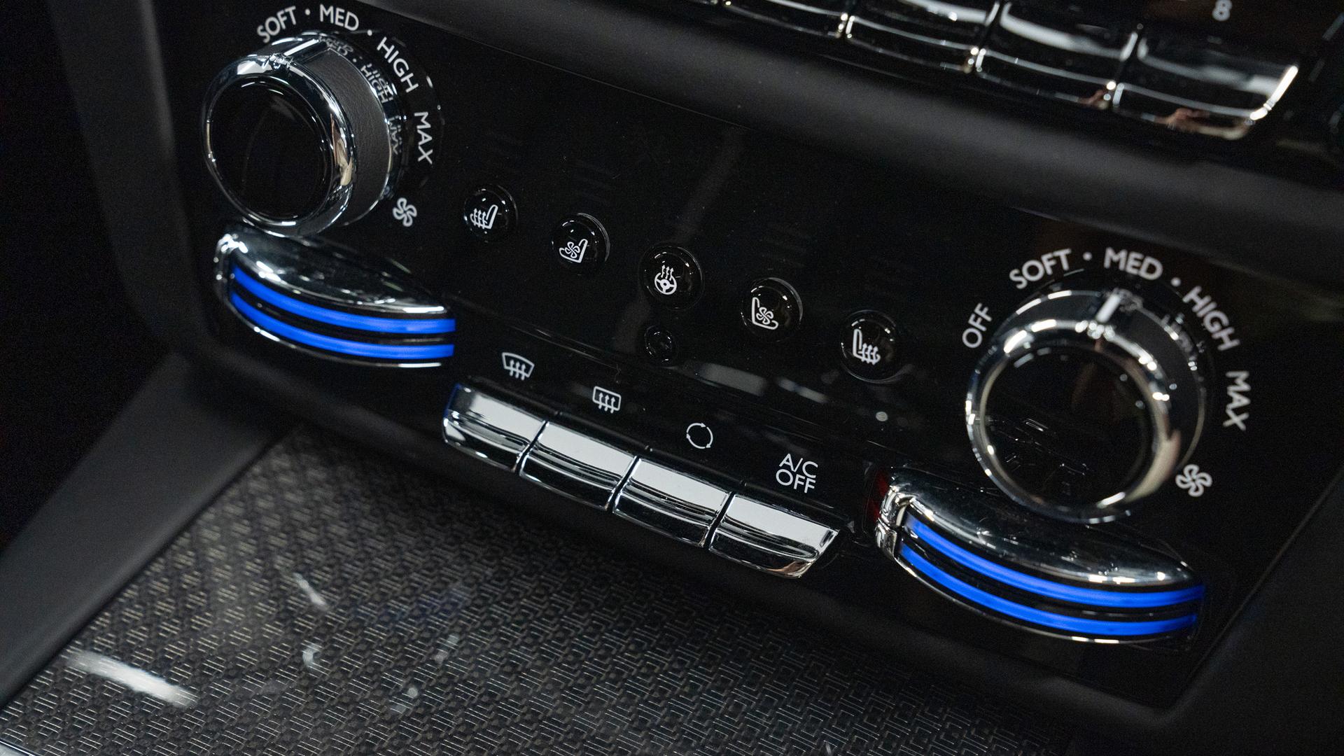 Rolls-Royce Ghost Photo 56cd2c30-e653-4b34-a541-8164e9a1f23d.jpg