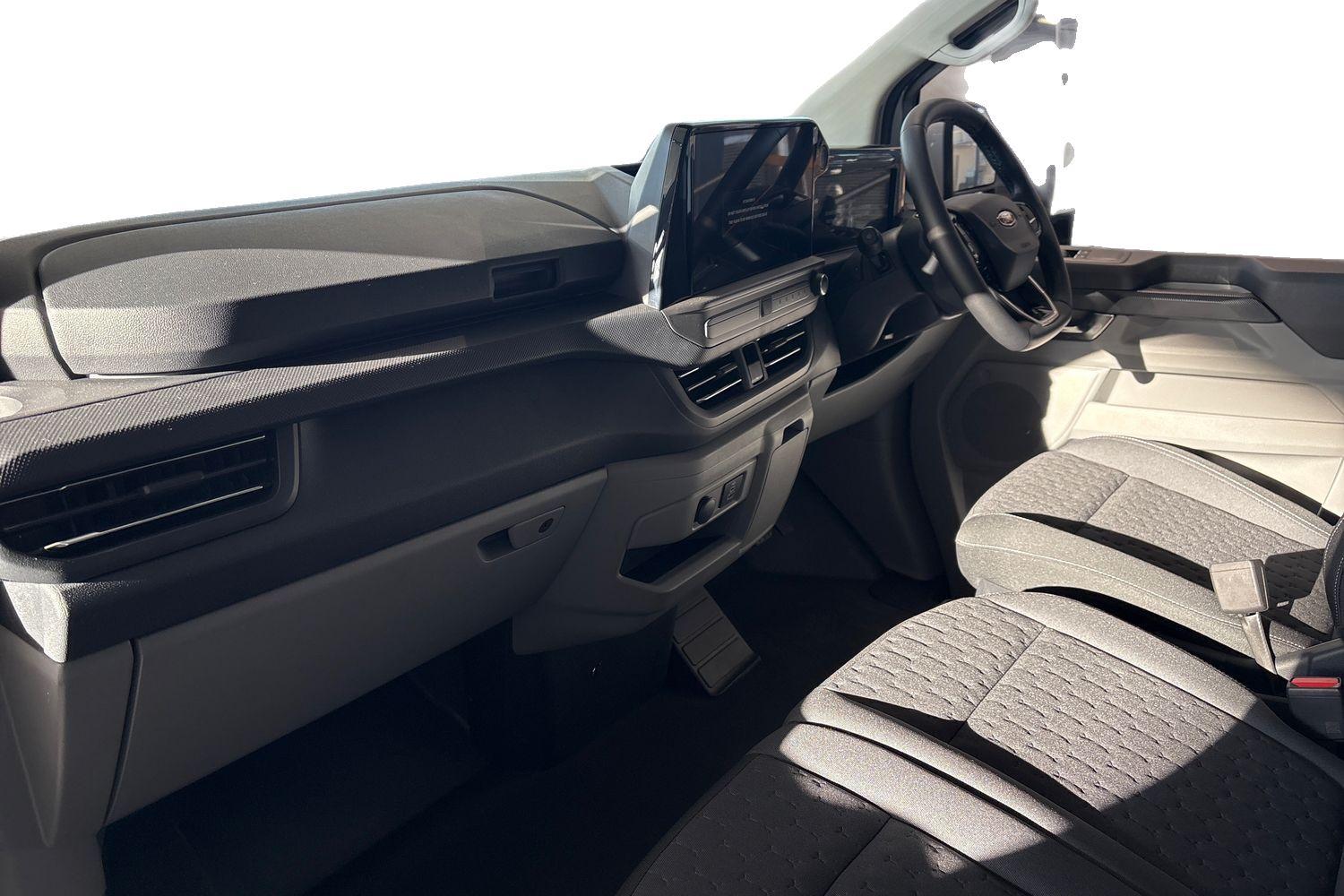 Ford TRANSIT CUSTOM Photo 3