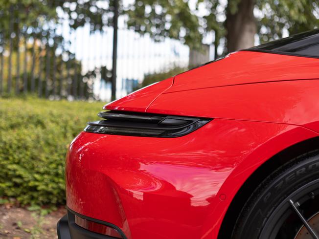 PORSCHE 911 Photo 43