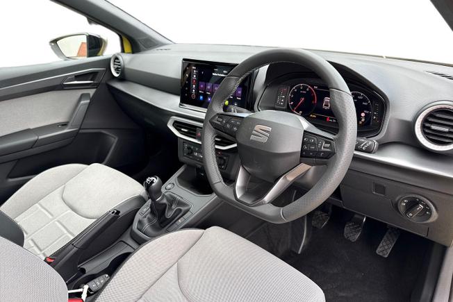 SEAT Ibiza Photo 6