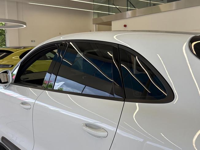 PORSCHE Macan Photo 41