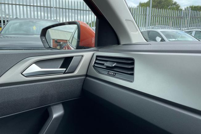 Volkswagen Polo Photo 30