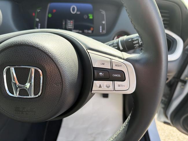 Honda Jazz Photo 56ff4375-bec1-4220-bce8-15cc6793d815.jpg